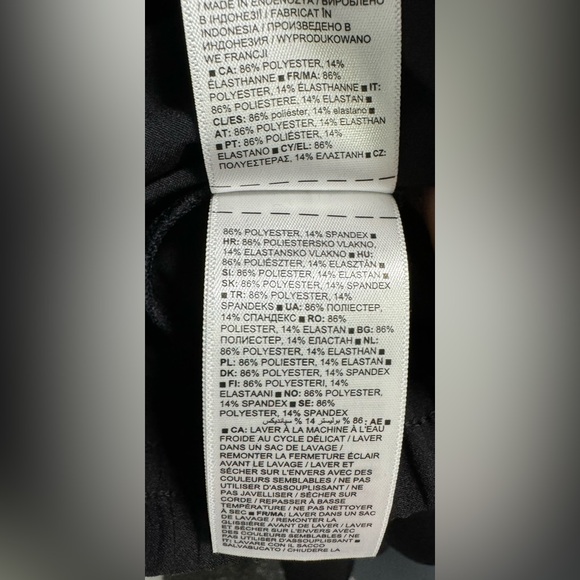 NWOT Athleta Endeavor Joggers - Size 4 - Picture 9 of 9